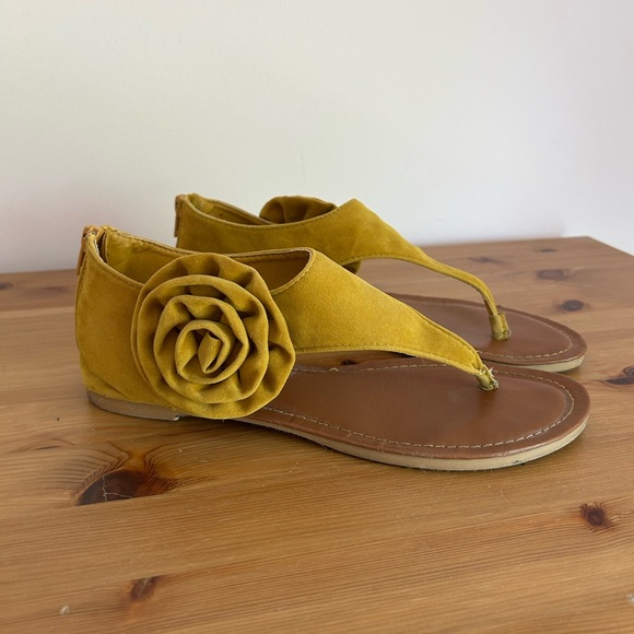 Bamboo Sandals - Picture 13 of 15